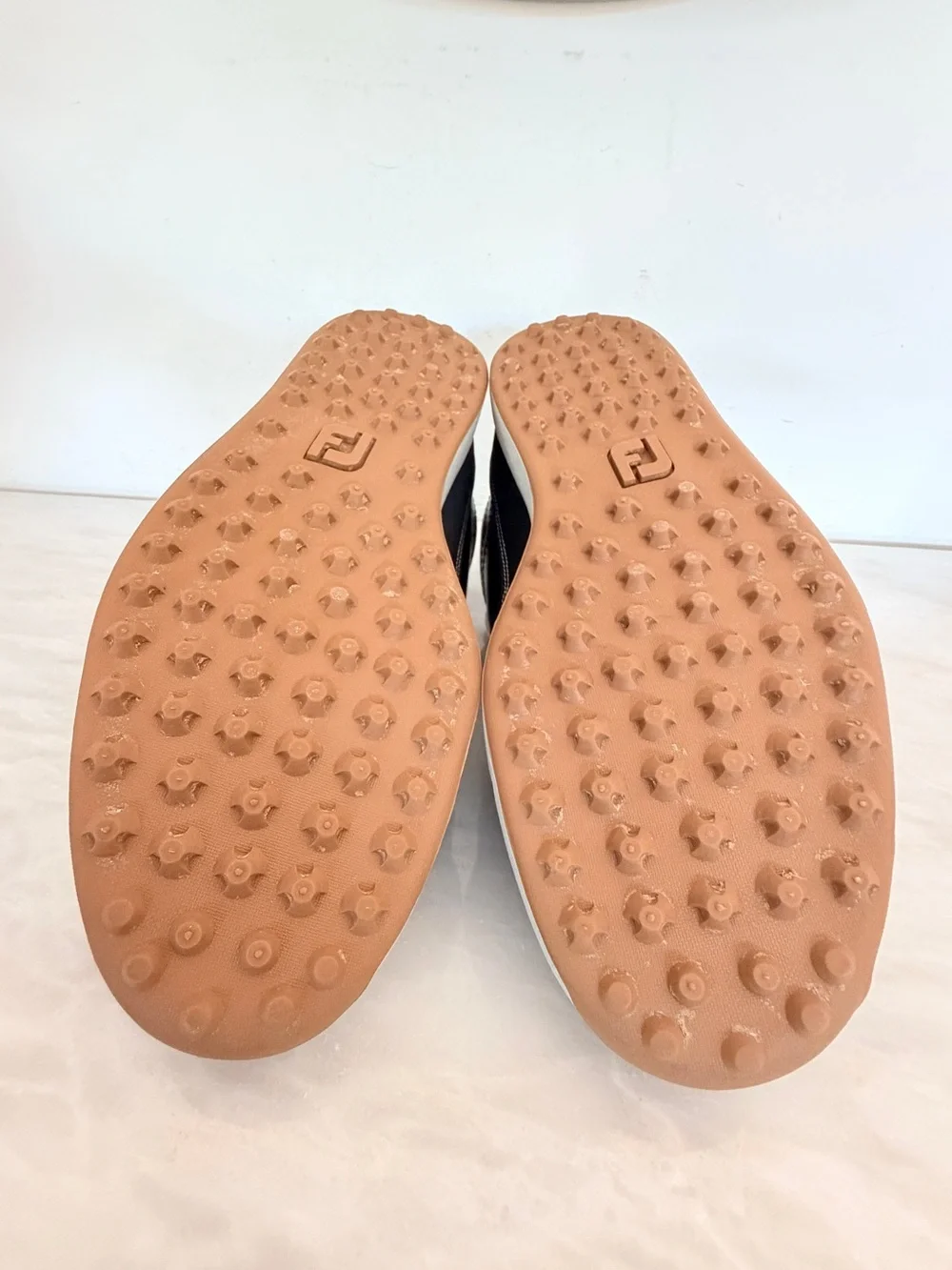 FootJoy Contour Casual Golf Shoes Men’s 10M Black Leather Spikeless 54244